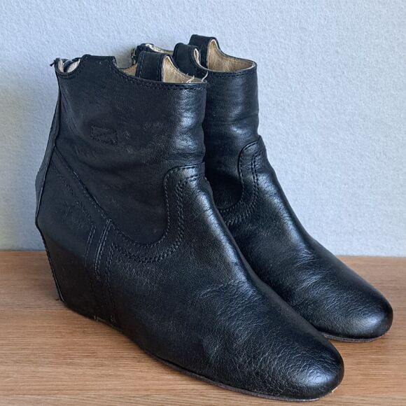 FRYE Carson Women's 7.5 Leather Hidden Wedge Ankle Booties Black Comfort Boots - Picture 9 of 15